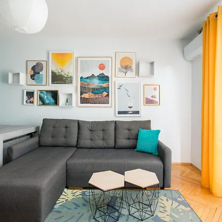 Metro Słodowiec Charming By Bookinghost Apartament Warszawa