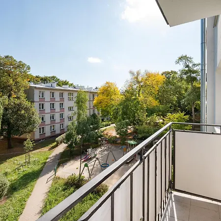 Apartament Metro Słodowiec Charming By Bookinghost *